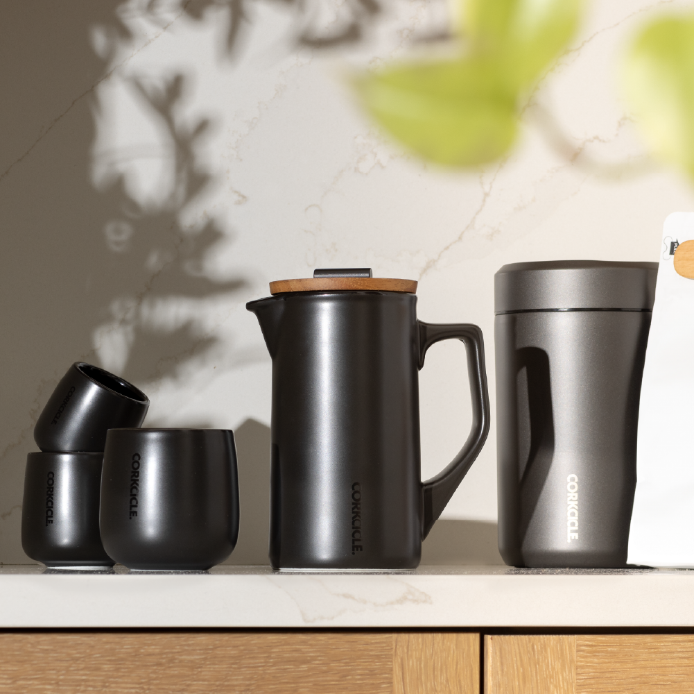 ceramic-french-press-f9 FP_Lifestyle2.png
