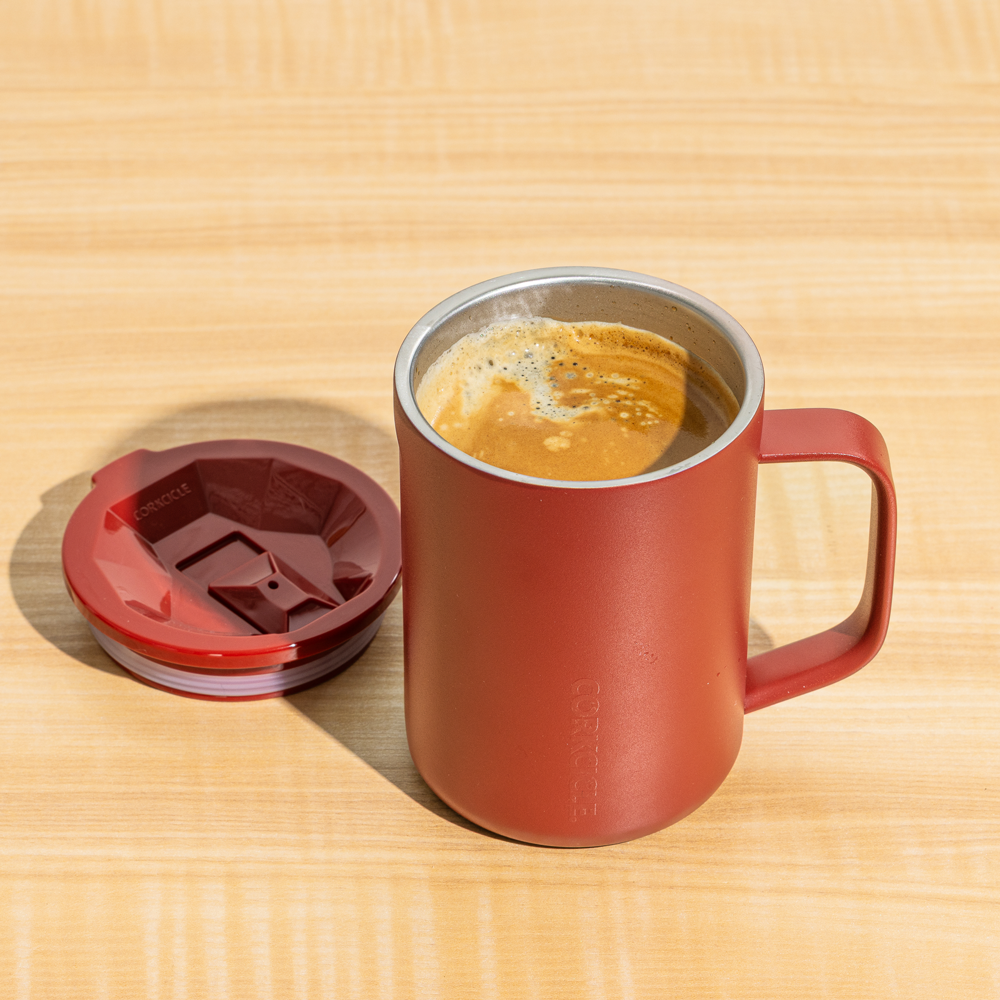 classic-coffee-mug-t5 0e6c7c119b59--2516RB-lifestyle.png